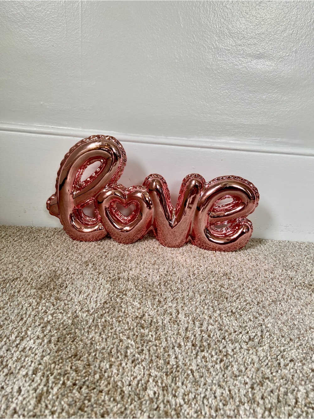 NWOT Love Bubble Balloon Letters Decor Sign Valentines  TJ Maxx